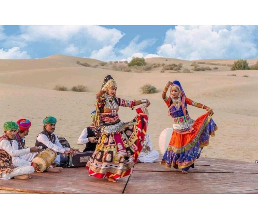 Golden Sandstone Hotel Desert Safari Camp Jaisalmer Ngoại thất bức ảnh