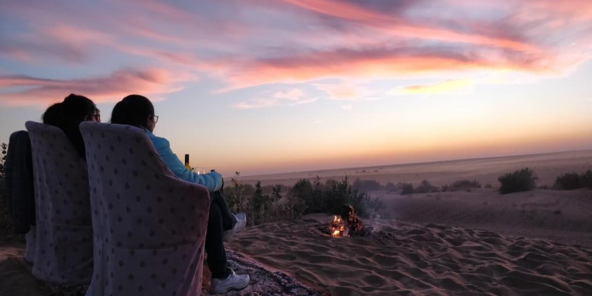 Golden Sandstone Hotel Desert Safari Camp Jaisalmer Ngoại thất bức ảnh