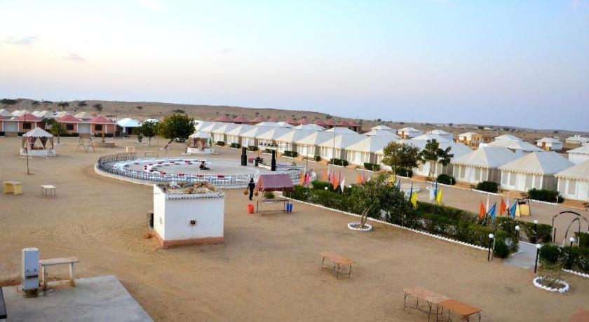 Golden Sandstone Hotel Desert Safari Camp Jaisalmer Ngoại thất bức ảnh