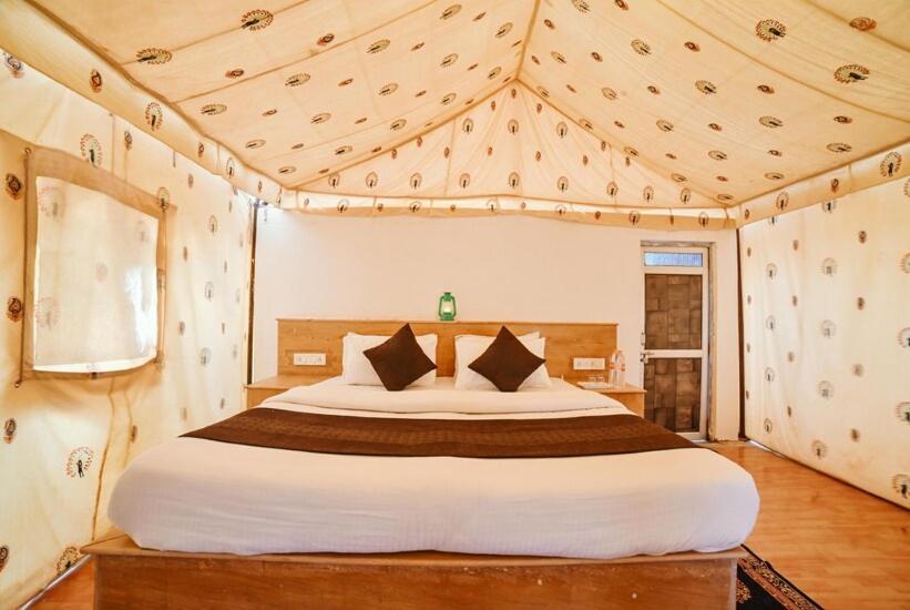 Golden Sandstone Hotel Desert Safari Camp Jaisalmer Ngoại thất bức ảnh